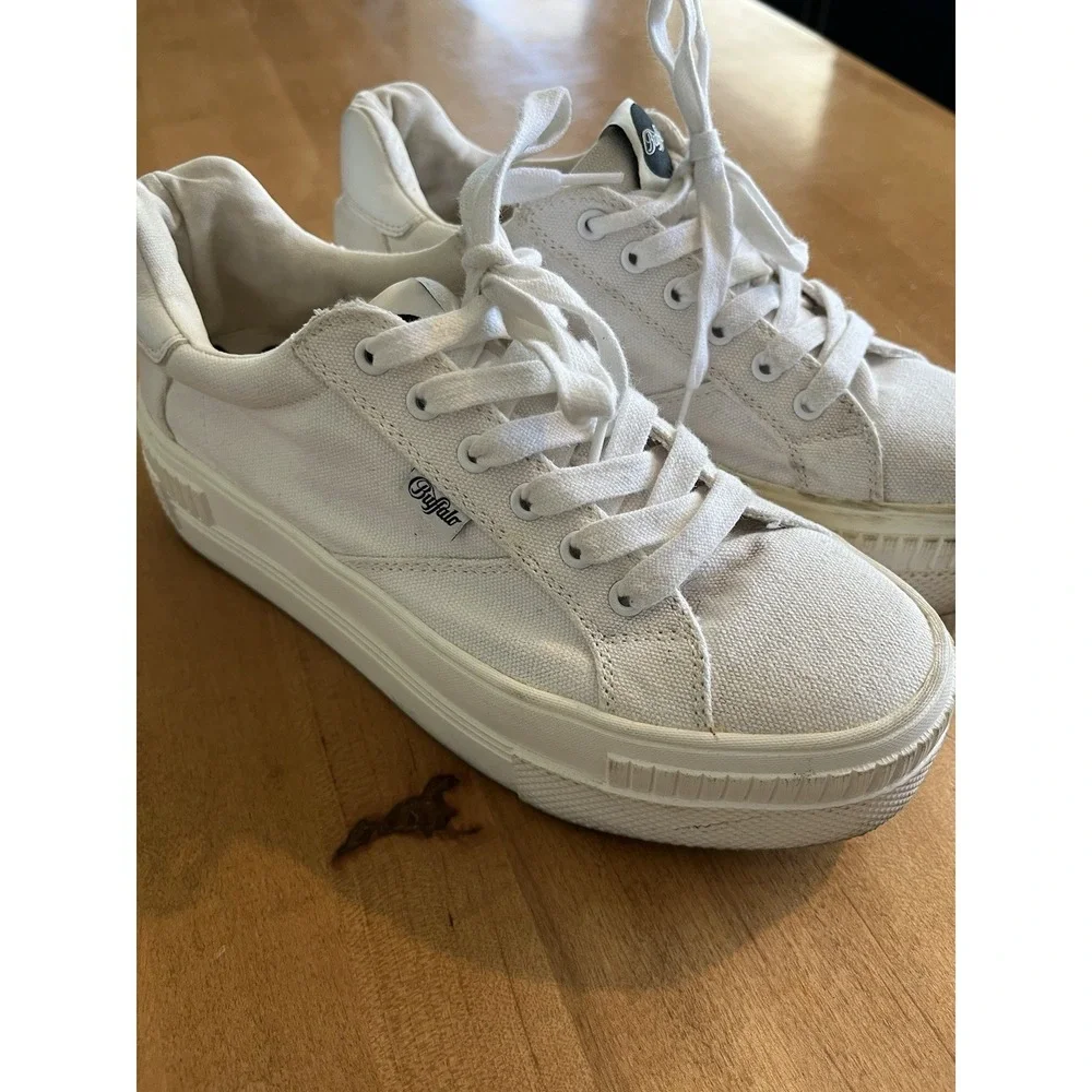 Buffalo Vegan-Friendly Women's Paired Flatform Sneakers White Sz‎ 7.5 EUR 38